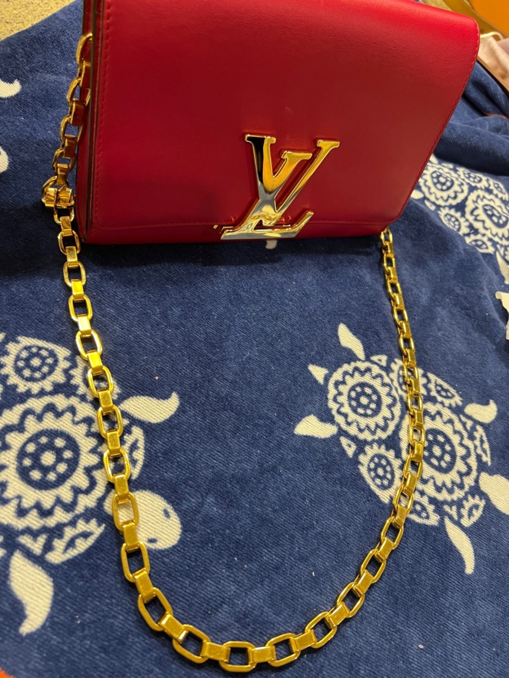Louis Vuitton Hot Pink Leather Clutch with Gold LV Logo - Picture 10 of 10
